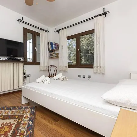 Amazing With Private Pool In The Heart Of
