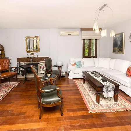 Villa Amazing With Private Pool In The Heart Of *